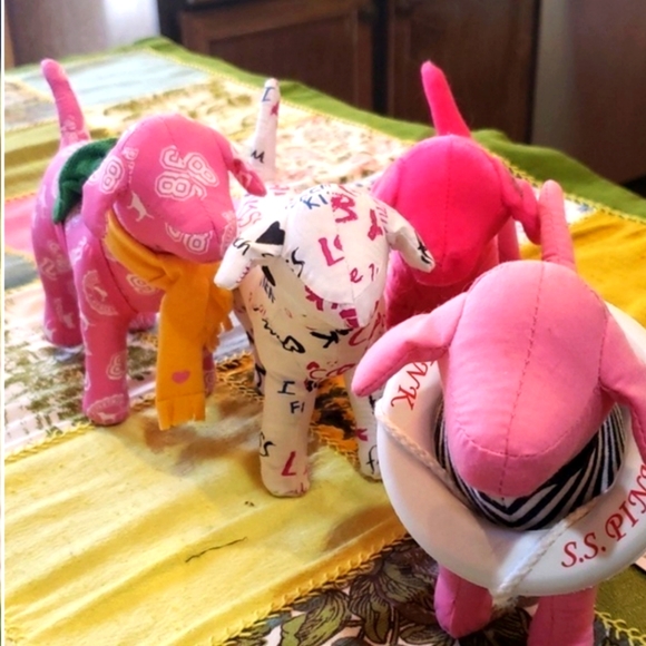 Set 4 Pink Victoria Secret Mini Stuffed‎ Animals Dogs - Picture 1 of 11